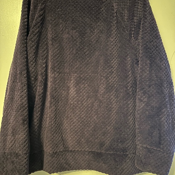 Plush Pullover-New Without Tags - Picture 4 of 5
